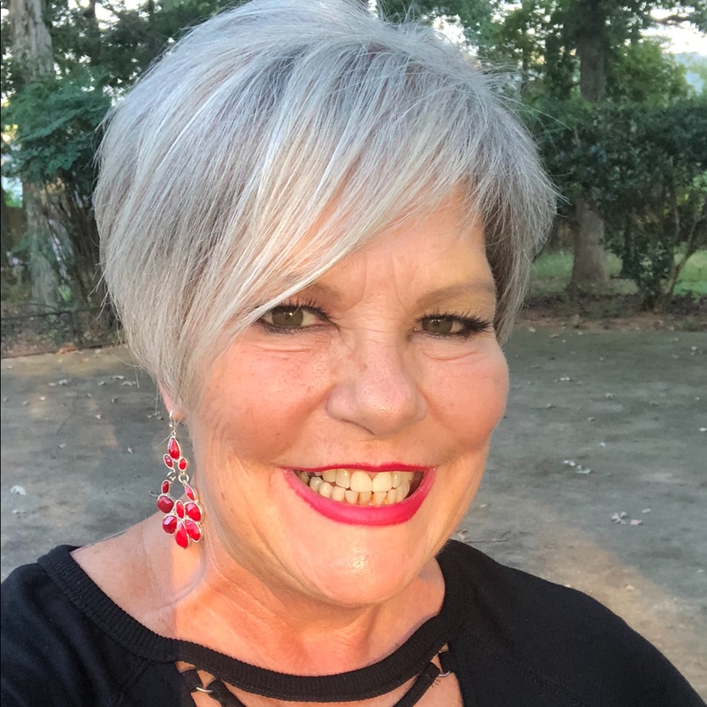 Meet your Posher, Cheryl